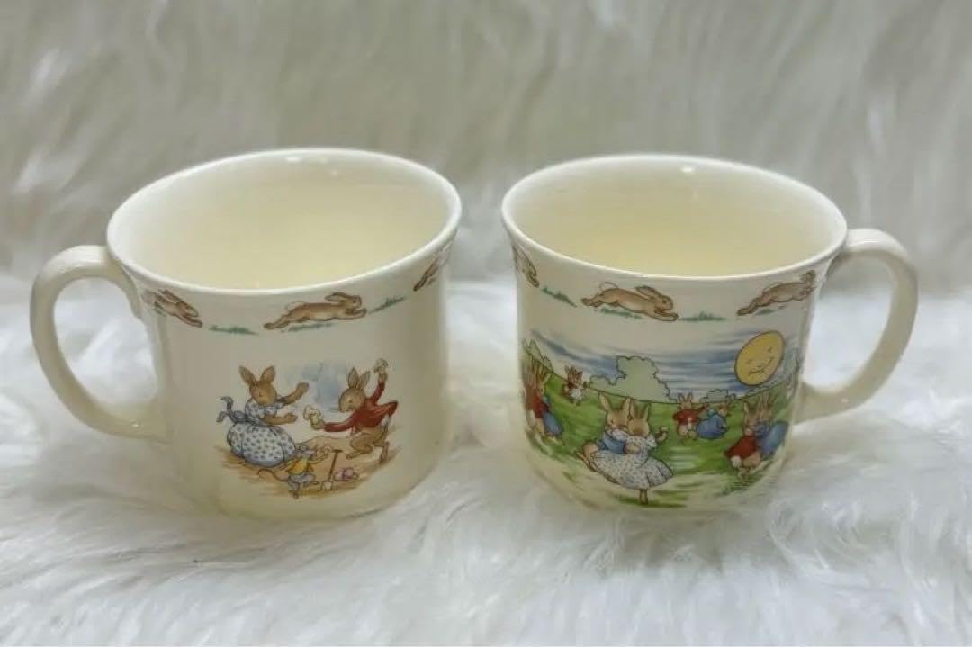 【廃盤・希少】ロイヤルドルトン　Bunnykinsプレート4枚+マグカップセット 特価【廃盤・希少】ロイヤルドルトBunnykinsプレート4枚+